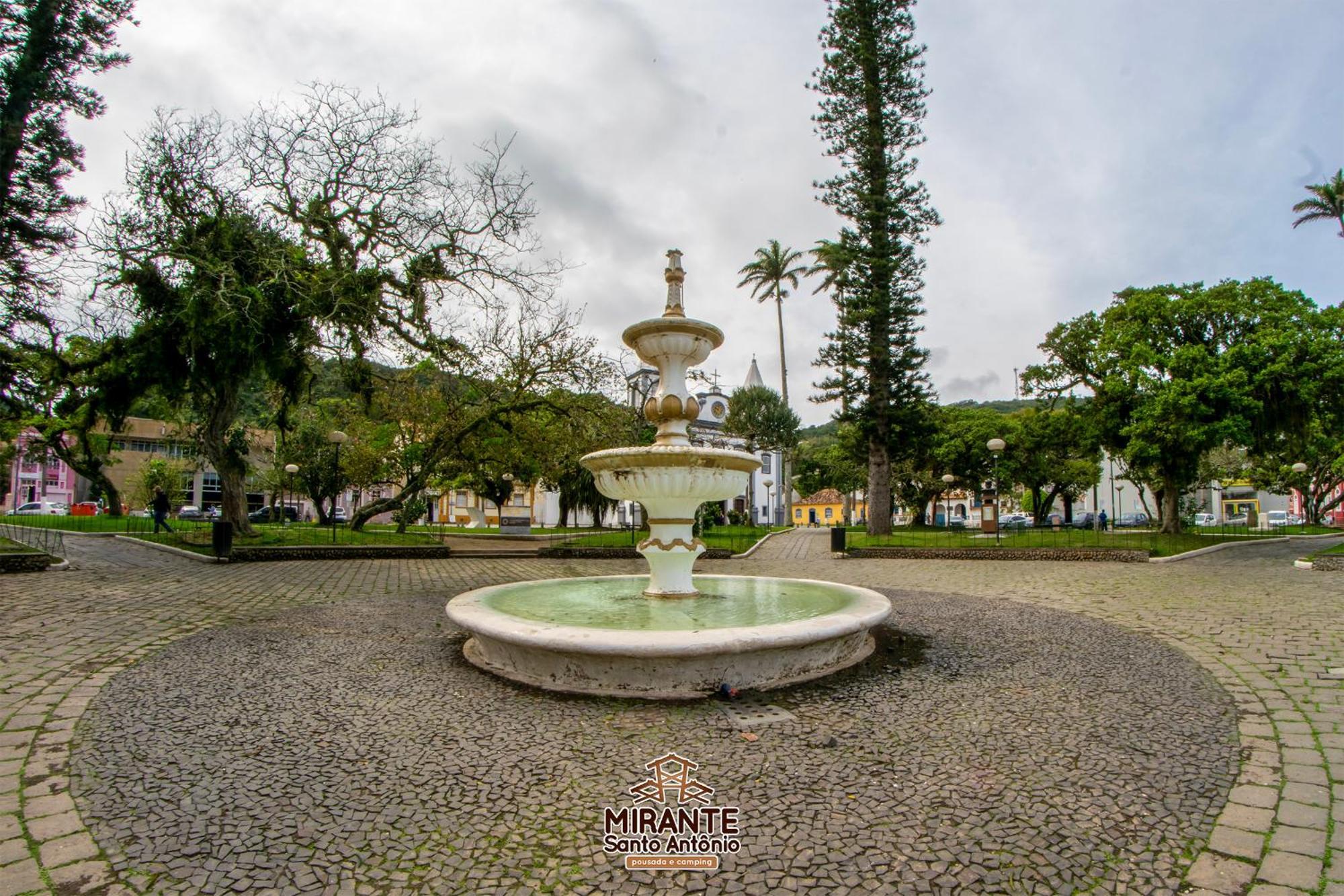 Mirante Santo Antonio Pousada E Camping Hotel Laguna Exterior photo